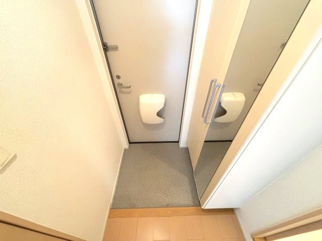 フルーリールの玄関