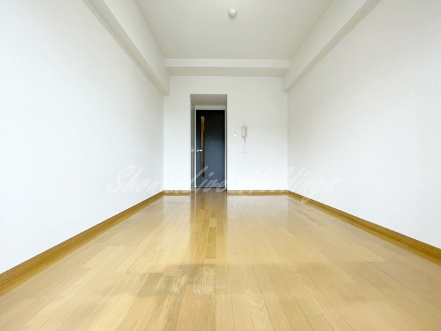 アース湘南台の居間・リビング