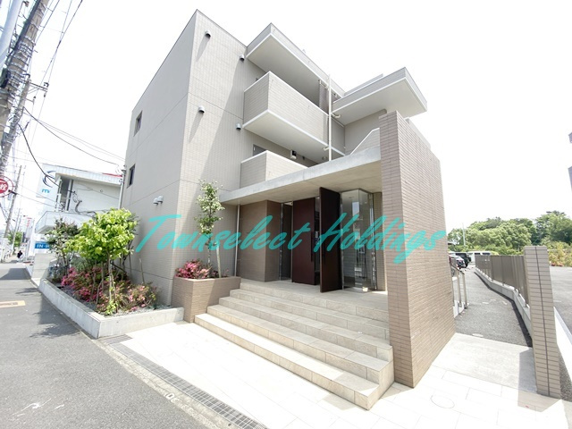 藤沢市辻堂太平台２丁目の賃貸マンションの外観
