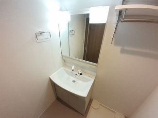 【洗面所】 | ヒカルサ土浦滝田 | コンパクトで使いやすい洗面所