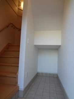 【玄関】 | チャオ　ジェノバ | 収納もある玄関です