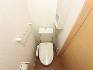 【トイレ】 | ノーヴァ・トワーレ | コンパクトで使いやすいトイレです