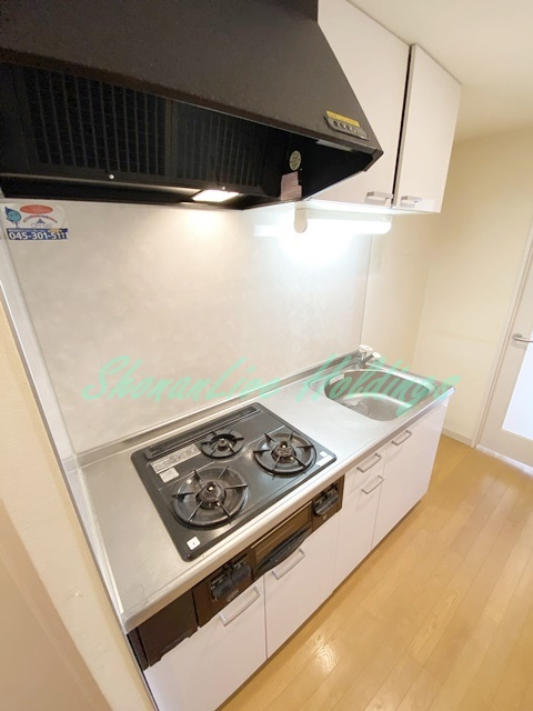 藤沢市鵠沼石上３丁目の賃貸マンションのキッチン