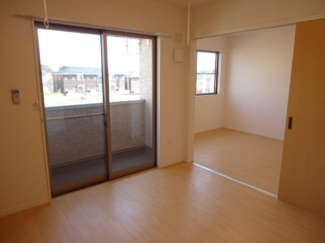 【外観】 | ラプレミエールK | 外観写真（昼）