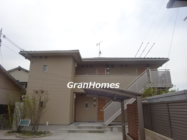 ルミエール野添の外観