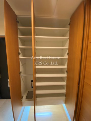 【玄関】 | リーガル靭公園南 | トールタイプの下駄箱！玄関はいつも片付きます！