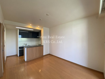 【居間・リビング】 | リーガル靭公園南 | 人気の間取りの1LDK