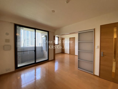 【居間・リビング】 | リーガル靭公園南 | 人気の間取りの1LDK