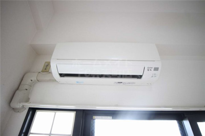 【設備】 | エクシード弁天II | エアコンがあります