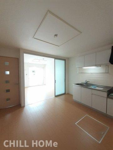 ラ・ストラーダＢの居間・リビング|当社、チルホームのHPもご覧ください(^^)/物件情報多数♪