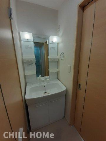 ラ・ストラーダＢの洗面所|当社、チルホームのHPもご覧ください(^^)/物件情報多数♪