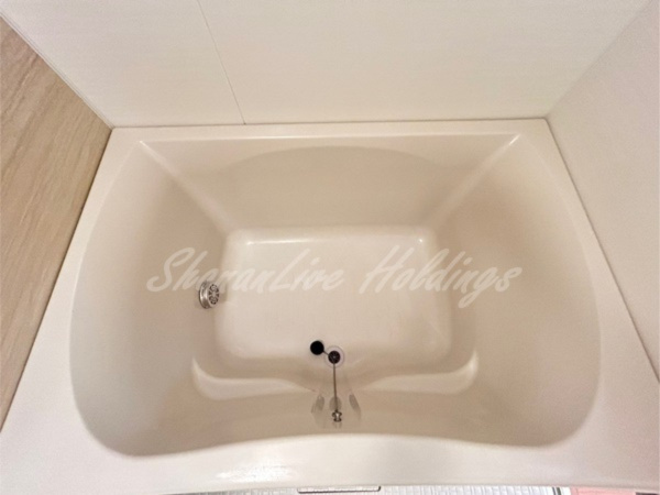 鎌倉市大町２丁目のアパートの浴室|清潔感のあるお風呂です♪