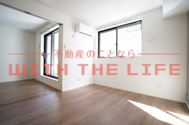 Leaf津福駅南【キャッシュバック対象物件】の居間・リビング|おしゃれなリビングです