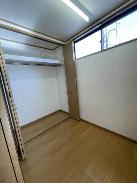 宇都宮市鶴田２丁目　3ＳＬＤＫ　中古住宅の洋室