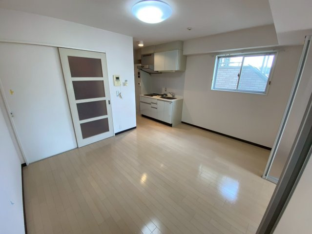 ロアール神戸住吉の居間・リビング