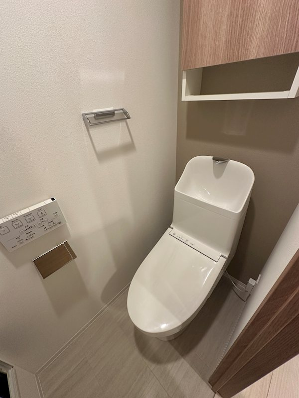 ZOOM本郷のトイレ|※写真は同タイプの別室になります
