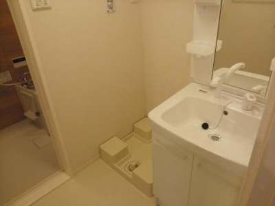 【洗面所】 | エクセルシオールパークB | 洗面台と洗濯置き場