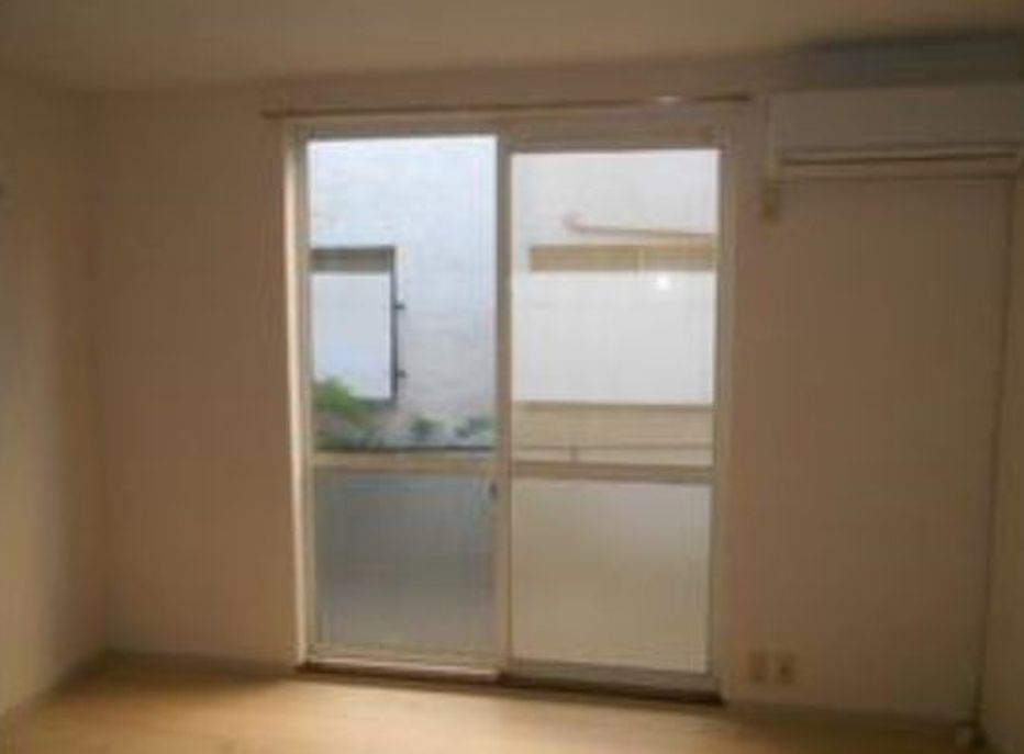 ジェイハウス大久保の居間・リビング