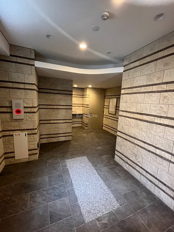 藤の邸 江戸堀のロビー