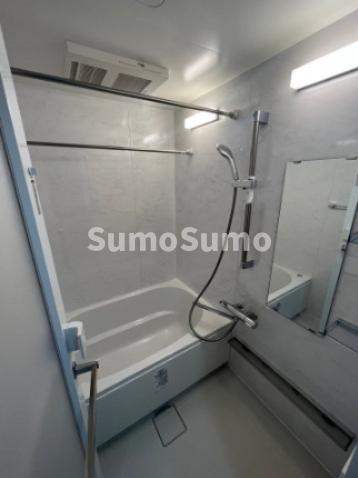 藤の邸 江戸堀の浴室