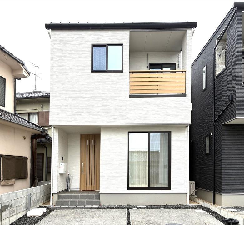 中区四御神　築浅戸建て