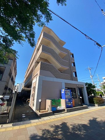Avenueの外観