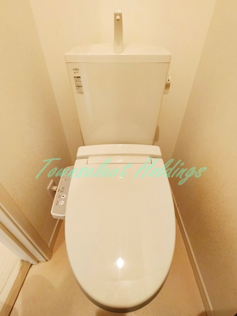 茅ヶ崎市中島のアパートのトイレ