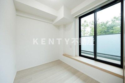 【寝室】 | ドゥーエ西馬込Ⅱ | 開放的な寝室です