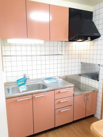 ベル・フィオーレ　Ａ棟のキッチン|コンパクトなキッチンで掃除もラクラク