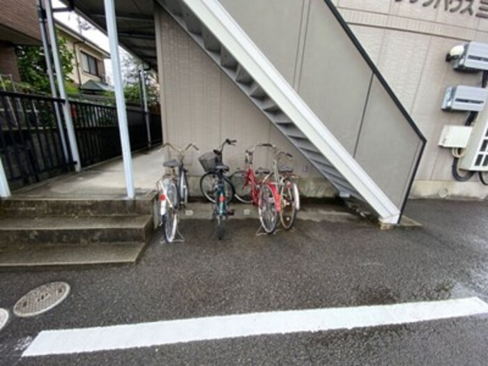 リッツハウス三番館のエントランス