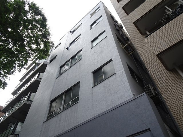 三澤ビルの外観