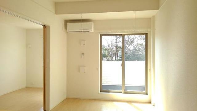 プラシードⅤの居間・リビング