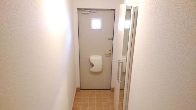 プラシードⅤの玄関