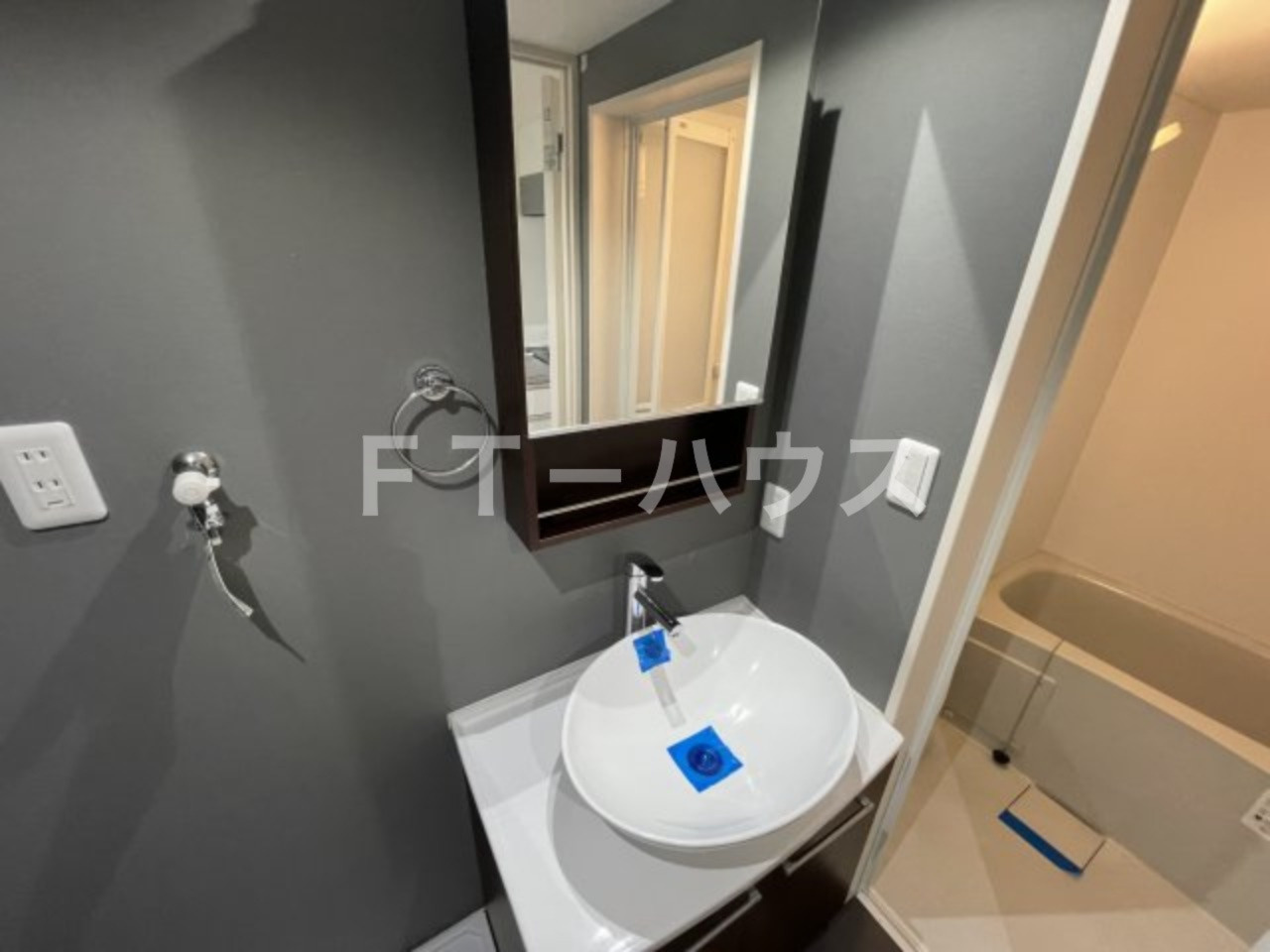 ブラインドサイド幕張の洗面所