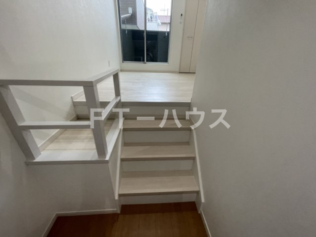 ブラインドサイド幕張の内装