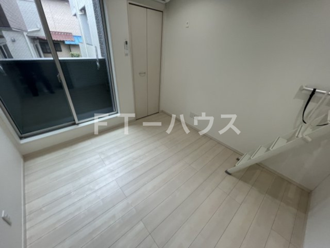 ブラインドサイド幕張の居間・リビング