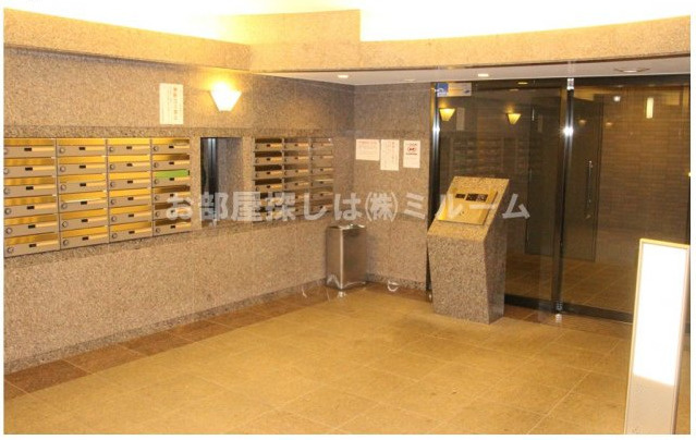 ルーブル北新宿(ルーブルキタシンジュク)のロビー|ロビー