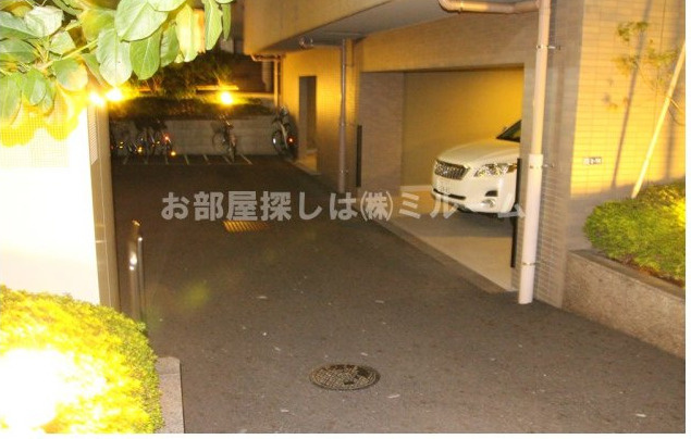 ルーブル北新宿(ルーブルキタシンジュク)の駐車場|駐車場☆