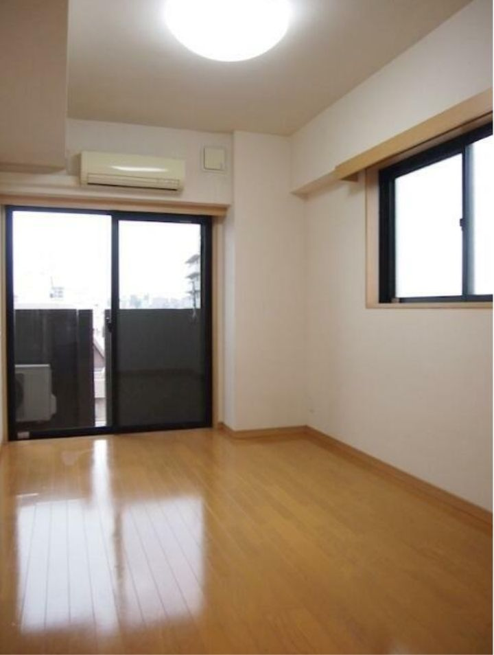 ルーブル北新宿(ルーブルキタシンジュク)の居間・リビング|洋室☆(同一仕様写真)