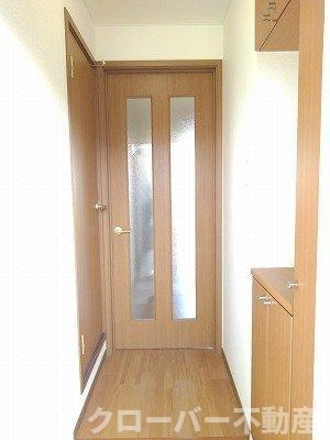 グレープガーデンＣの玄関