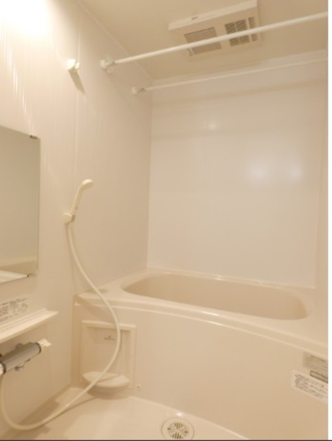 Ｍａｉｌｌｏｔ　Ｂｌａｎｃ　Ｋｕｎｉｔａｃｈｉ　Ｎ．の浴室