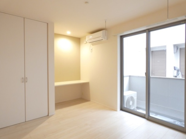 Ｍａｉｌｌｏｔ　Ｂｌａｎｃ　Ｋｕｎｉｔａｃｈｉ　Ｎ．の洋室