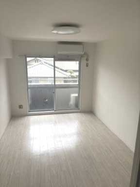 【居間・リビング】 | アルフィーネ十日市C棟