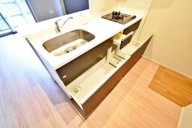 J-Lapis NAMBAのキッチン