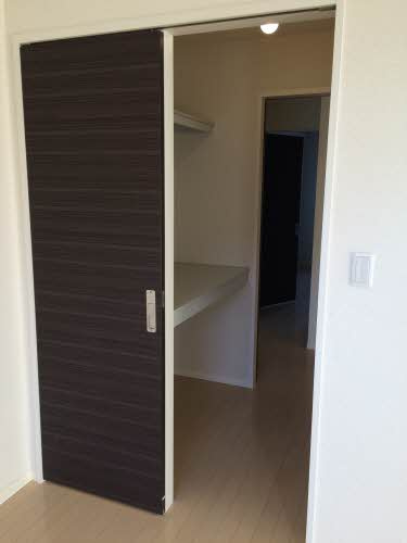 熊本市中央区国府４丁目のアパートの収納