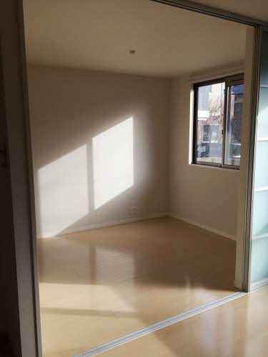 熊本市中央区国府４丁目のアパートの洋室