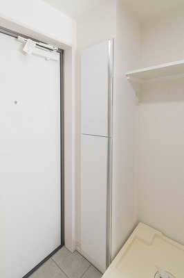 グランクオール梅島二丁目の玄関