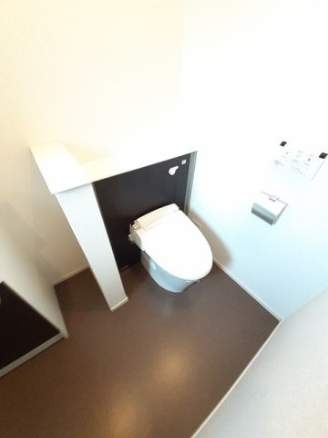 熊本市中央区出水６丁目のアパートのトイレ|コンパクトで使いやすいトイレです