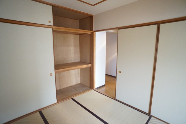 メゾン白光ヶ丘（ビャッコウガオカ）の和室