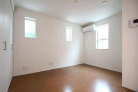 【内装】 | モンスリール | 別部屋写真になります。